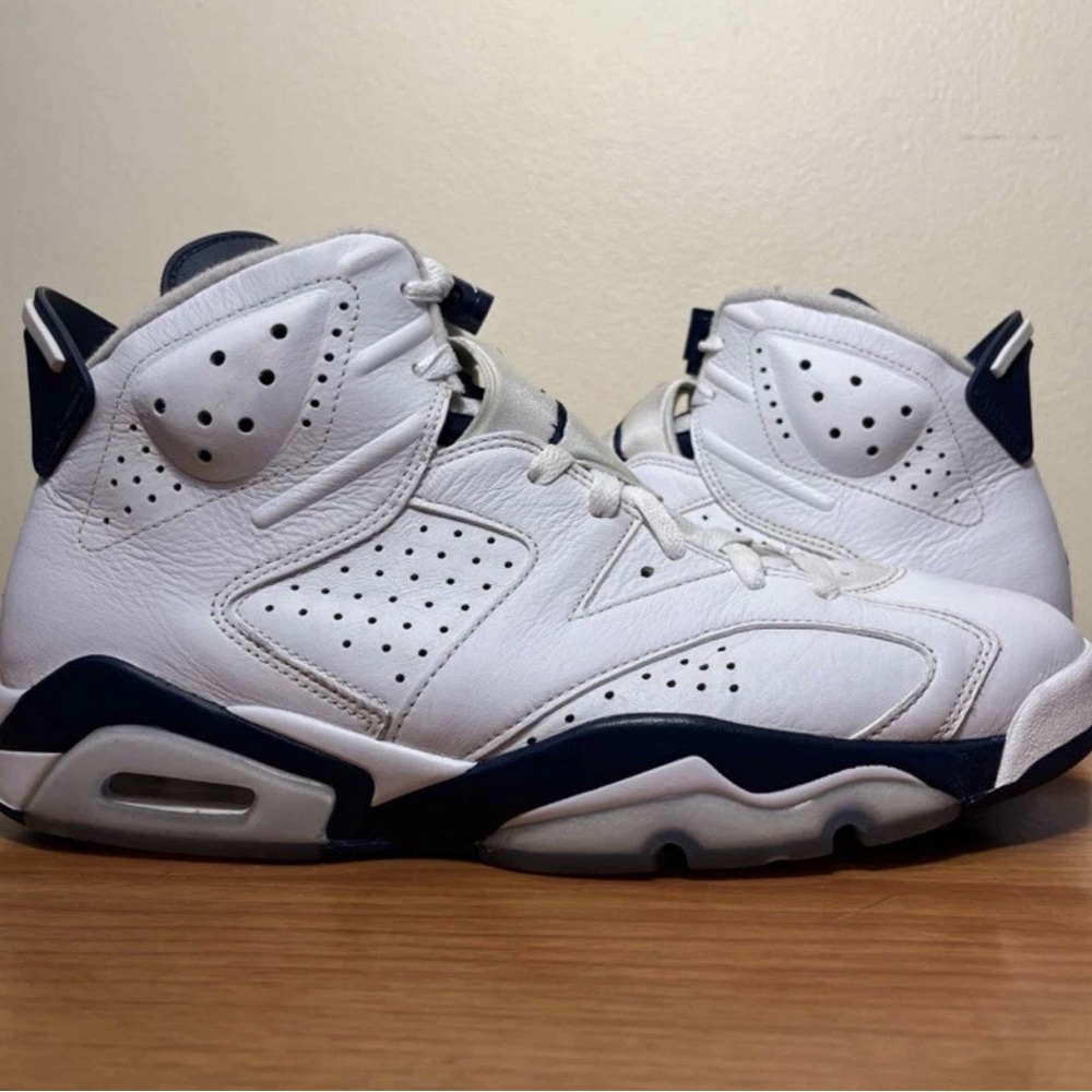 Jordan 6 “midnight navy” size 11 2021 release